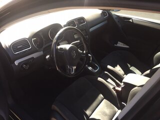 2012 Volkswagen Golf VI, чёрный, 1108000 рублей, вид 4
