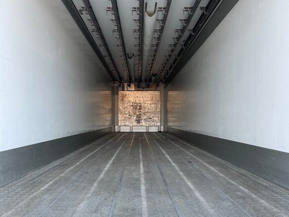 2020 Schmitz Cargobull SKO, белый, 9000000 рублей - вид 5