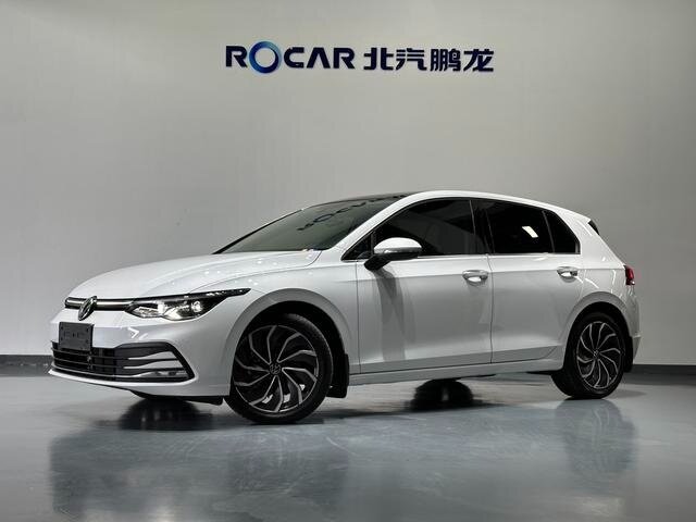 Открыть фотографии: Volkswagen Golf VIII