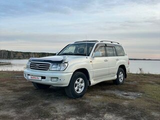 1999 Toyota Land Cruiser 100 Series, белый, 2500000 рублей, вид 1