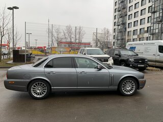 2008 Jaguar XJ III (X350/X358), серый, 1800000 рублей, вид 4