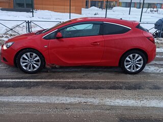 2011 Opel Astra GTC J Рестайлинг, красный, 650000 рублей, вид 3