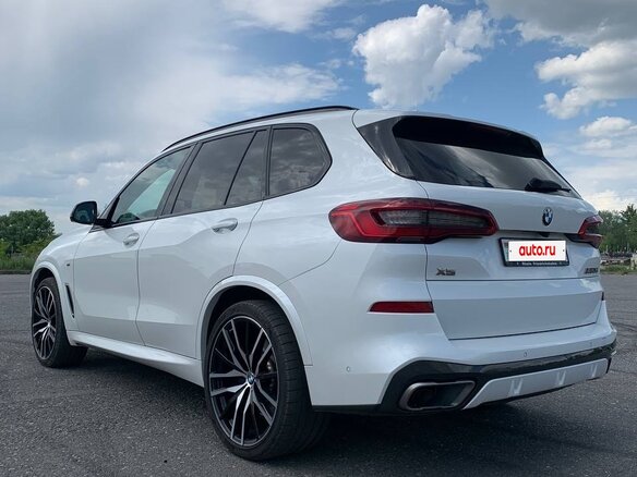 2019 BMW X5 M50d IV (G05/G18), белый, 5109360 рублей - вид 15