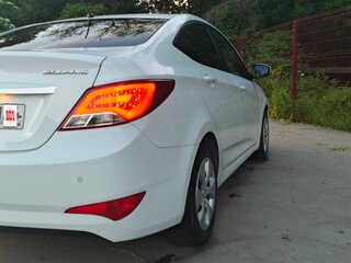 2014 Hyundai Solaris I Рестайлинг, белый, 1100000 рублей, вид 3