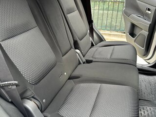2018 Mitsubishi Outlander III Рестайлинг 2, белый, 1900000 рублей, вид 4