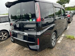 2015 Honda Stepwgn Spada V, чёрный, 1795000 рублей, вид 3