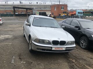 1998 BMW 5 серии 520i IV (E39), серебристый, 350000 рублей, вид 2