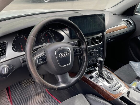 2008 Audi A4 IV (B8), серебристый, 550000 рублей - вид 4