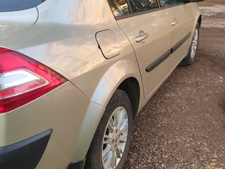 2006 Renault Megane II Рестайлинг, бежевый, 380000 рублей, вид 3