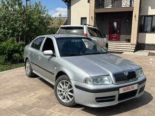 2002 Skoda Octavia I (A4) Рестайлинг, серебристый, 550000 рублей, вид 1