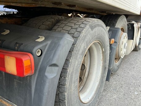 2008 Volvo FM, оранжевый, 2555000 рублей, вид 5