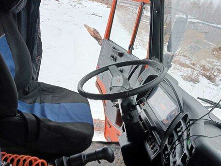 2023 КамАЗ 65951, оранжевый, 10900000 рублей, вид 5