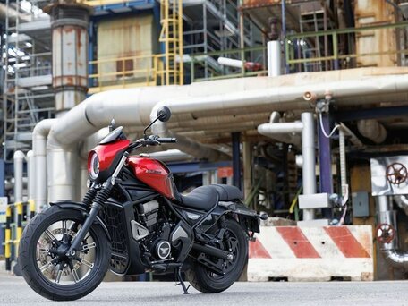 2026 Moto Morini Calibro, красный, 764900 рублей, вид 2