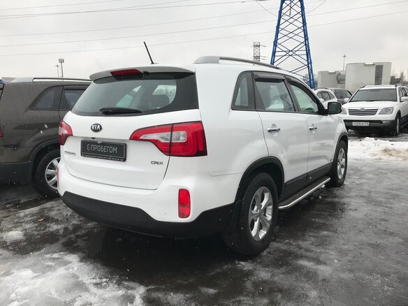 2014 Kia Sorento II Рестайлинг, белый - вид 3