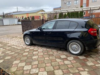2011 BMW 1 серии 116i I (E81/E82/E87/E88) Рестайлинг, чёрный, 1130000 рублей, вид 3