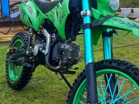 2025 KXD 608, зелёный, 70000 рублей, вид 2