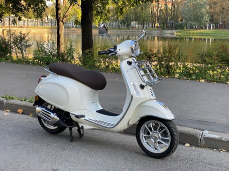2019 Vespa Primavera, белый, 480000 рублей, вид 1