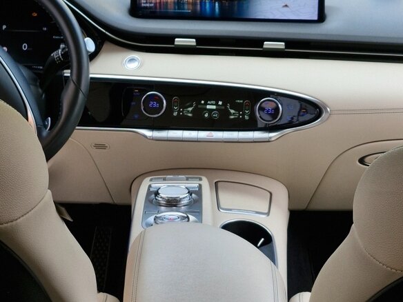 2021 Genesis GV70 I, серый, 3997000 рублей - вид 10