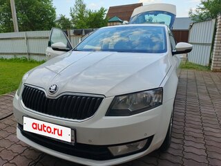 2015 Skoda Octavia III (A7), белый, 1400000 рублей, вид 5
