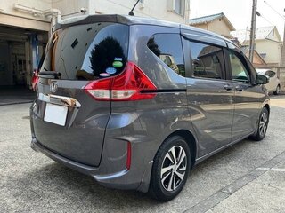 2019 Honda Freed II, серебристый, 1354000 рублей, вид 5