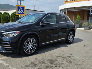 2020 Mercedes-Benz GLA AMG 45 AMG II (H247), чёрный, 4200000 рублей, вид 1