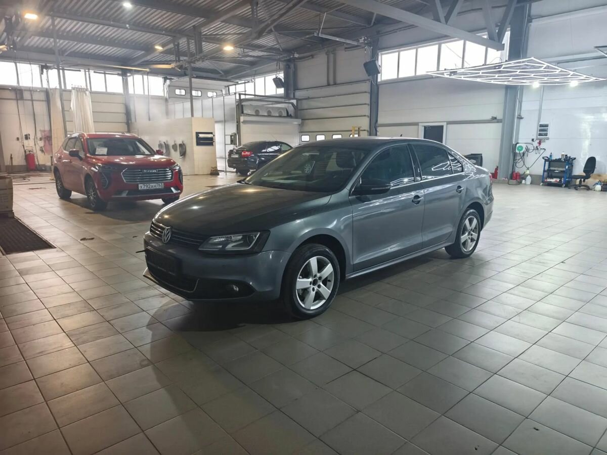 Открыть фотографии: Volkswagen Jetta VI Рестайлинг