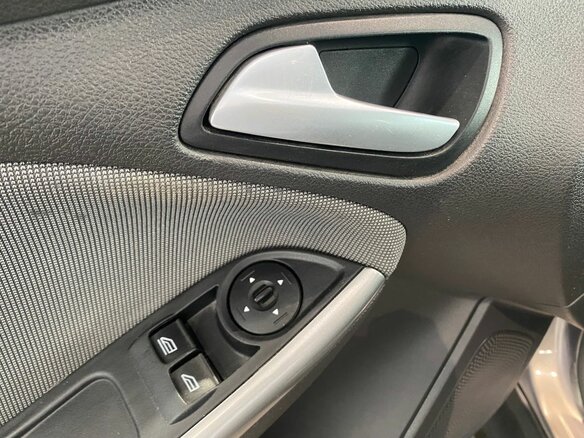 2013 Ford Focus III, коричневый - вид 15