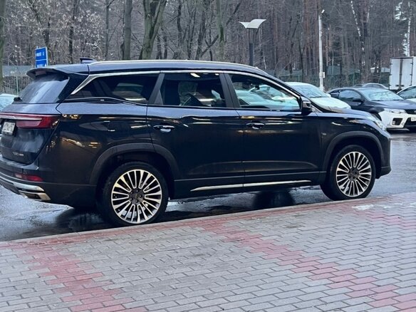 2023 Jetour X90+, чёрный, 2650000 рублей