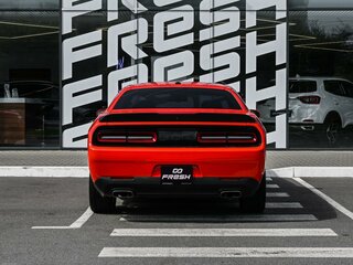 2020 Dodge Challenger III Рестайлинг 2, оранжевый, 3650000 рублей, вид 4