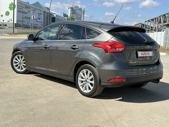2016 Ford Focus III Рестайлинг, серый, 999999 рублей - вид 5