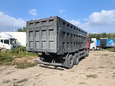 2022 Shacman (Shaanxi) SX3318, красный, 3180000 рублей, вид 3