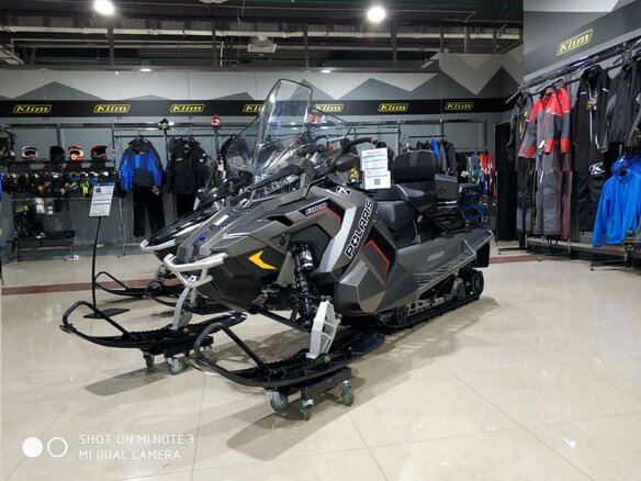 2019 Polaris 800 Titan, серый - вид 2