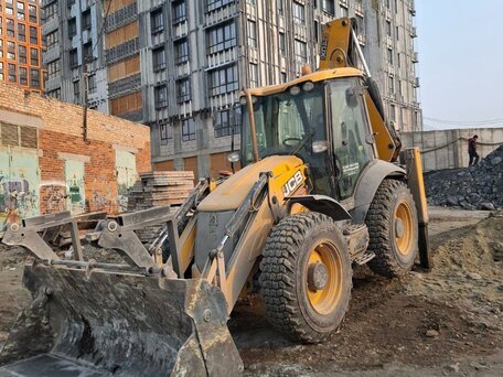 2019 JCB 4CX, жёлтый, 11700000 рублей, вид 1