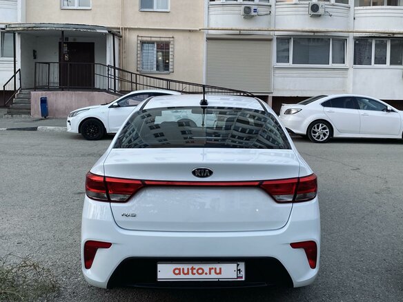 2018 Kia Rio IV, белый, 1750000 рублей - вид 6