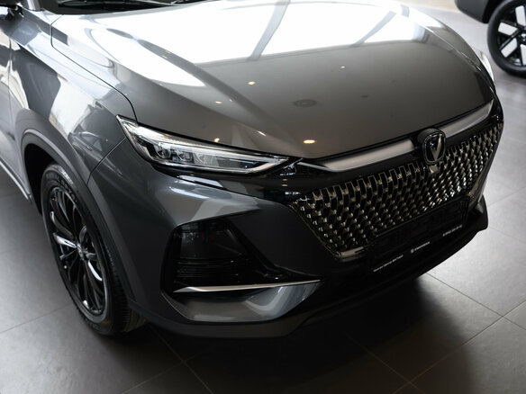 2026 Changan CS75 Pro, серый, 3055000 рублей - вид 5