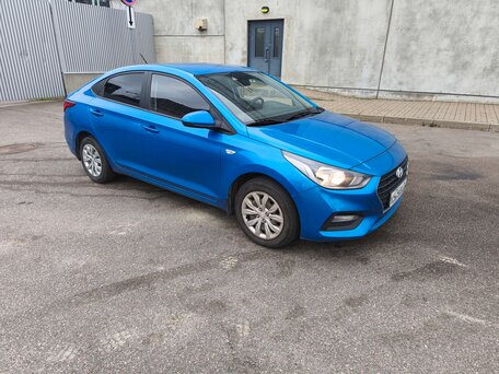 2017 Hyundai Solaris II, синий, 1100000 рублей, вид 3