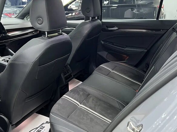 2022 Volkswagen Golf VIII, серый - вид 19