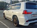 2008 Lexus LX 570 III, белый, 4450000 рублей - вид 3