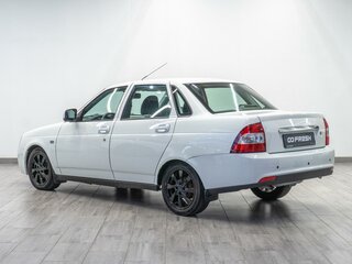 2015 Lada (ВАЗ) Priora I Рестайлинг, белый, 649000 рублей, вид 2