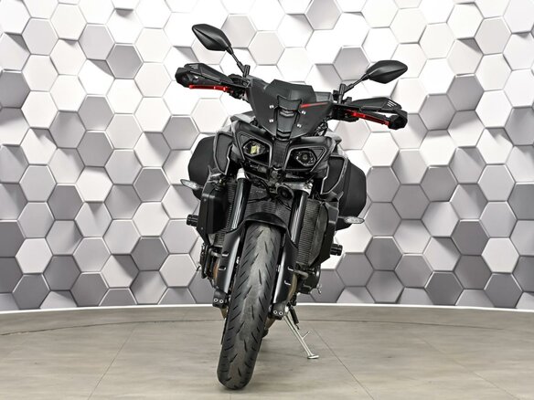 2017 Yamaha MT-10, чёрный, 1149000 рублей - вид 4