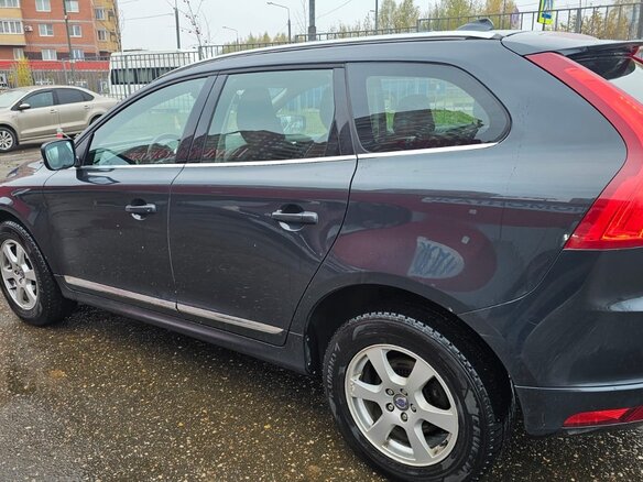 2014 Volvo XC60 I Рестайлинг, серый, 1800000 рублей - вид 3