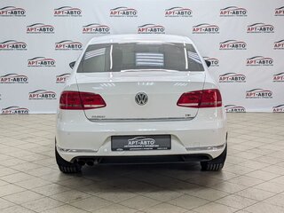 2012 Volkswagen Passat B7, белый, 899000 рублей, вид 5
