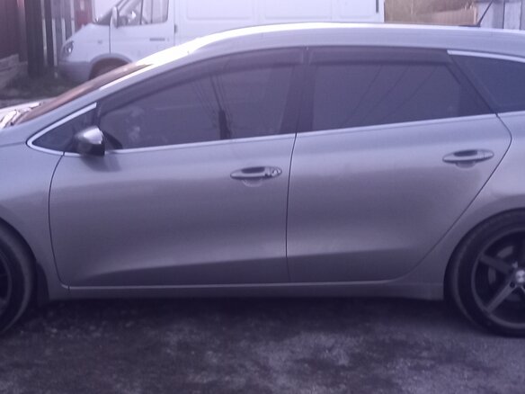2016 Kia Ceed II Рестайлинг, серебристый, 2000000 рублей - вид 9