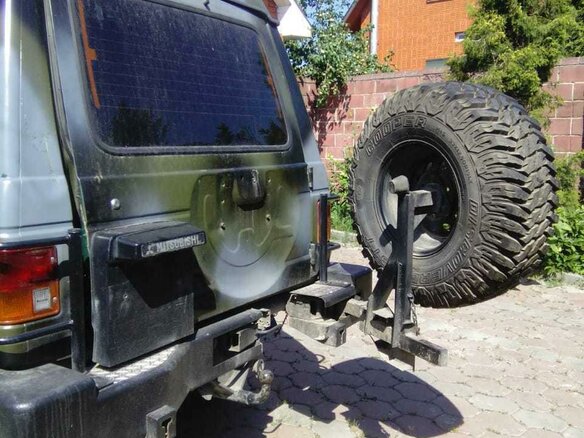1987 Mitsubishi Pajero I, зелёный - вид 1