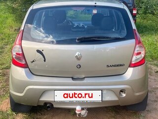 2011 Renault Sandero I, бежевый, 280000 рублей, вид 2