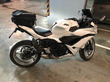 2017 Kawasaki Ninja 650, белый, 700000 рублей, вид 1