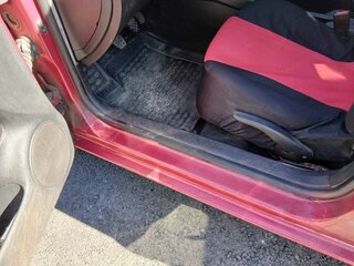 2001 Volkswagen Golf IV, красный, 350000 рублей, вид 5