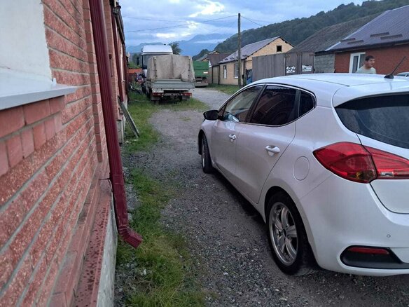 2014 Kia Ceed II, белый, 1000000 рублей - вид 4