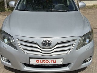 2011 Toyota Camry VI (XV40) Рестайлинг, серебристый, 1250000 рублей, вид 3