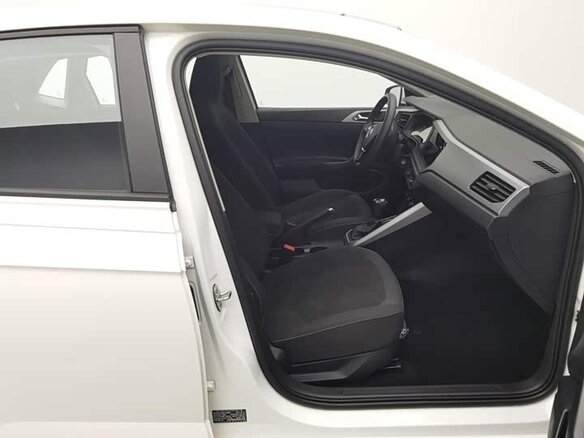 2022 Volkswagen Polo Plus (China Market), белый, 1236000 рублей - вид 11